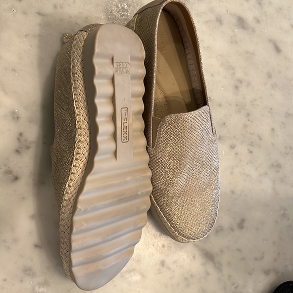 Chappie slip on sneaker shoe - Picture 4 of 4